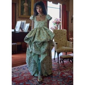 Selkie Head in the Clouds gown